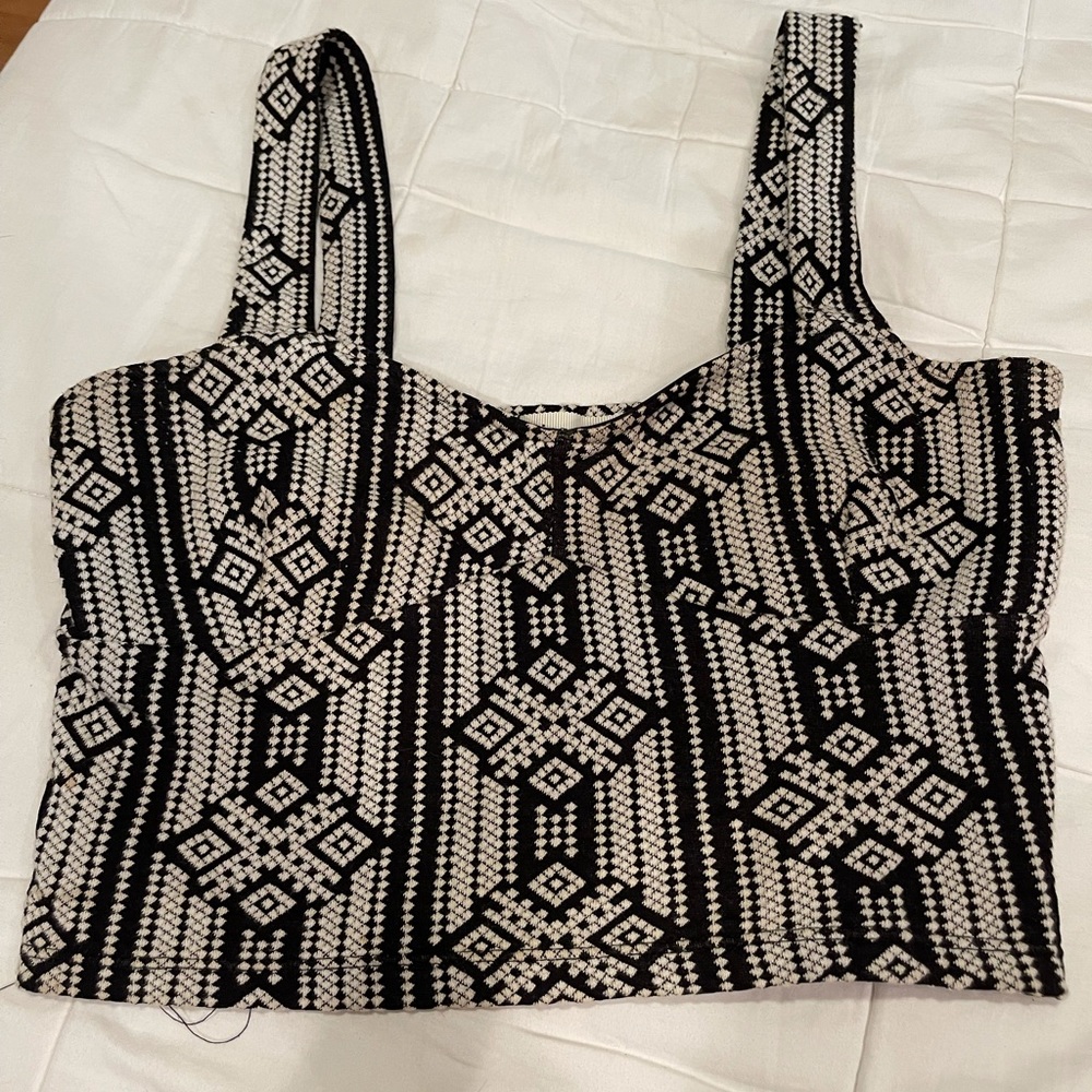 Black and white crop top